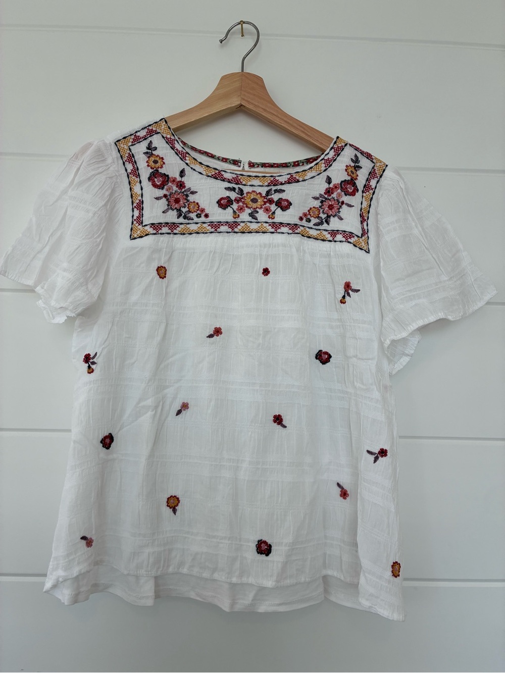 Knox Rose White Embroidered Floral Blouse